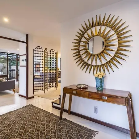 Charming Villa, Spacious, Beautiful Views!