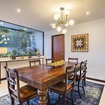 Villa Charming Villa, Spacious, Beautiful Views! Funchal