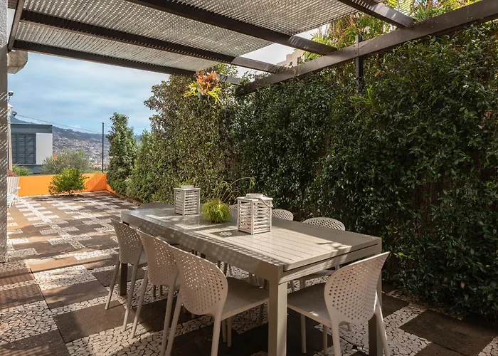 Charming Villa, Spacious, Beautiful Views! Villa