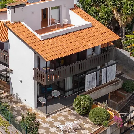 别墅 Charming Villa, Spacious, Beautiful Views! 丰沙尔